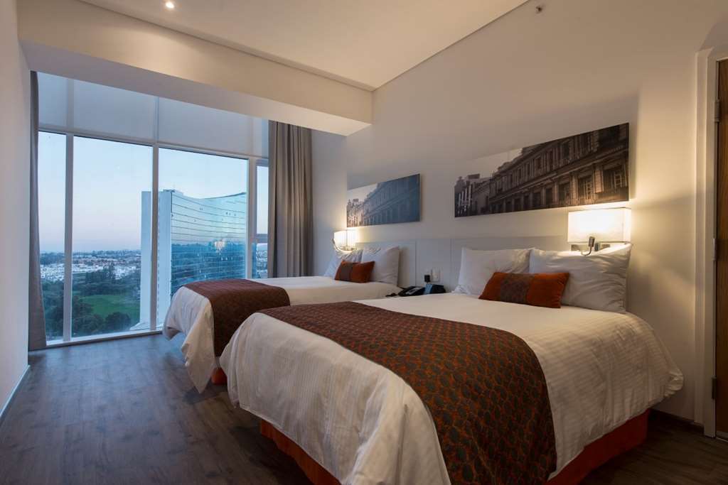 Camino Real Puebla Hotel & Suites Phòng bức ảnh